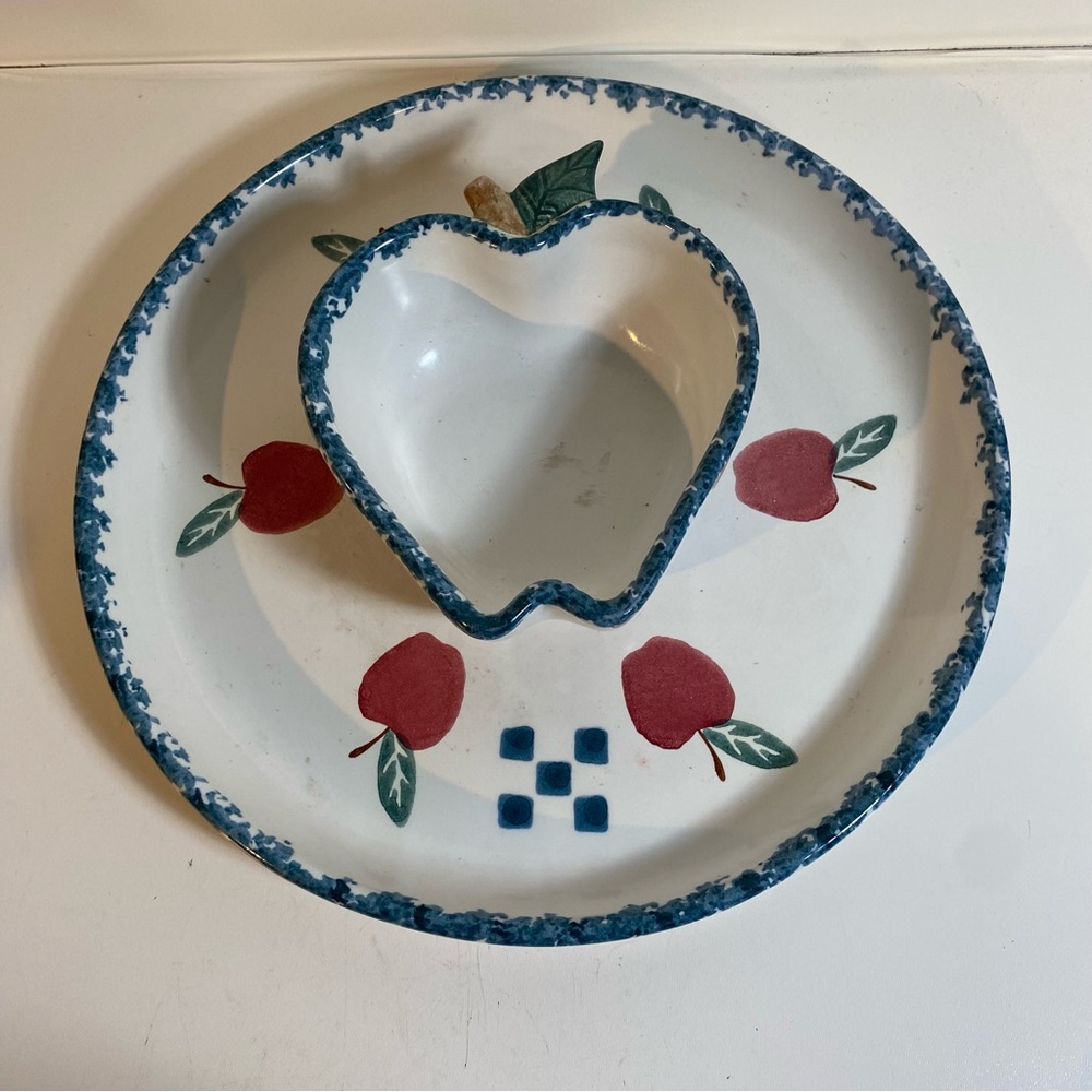 Vintage Chaparral Pottery Apple Design Chip And Dip Platter USA 11" Diameter
